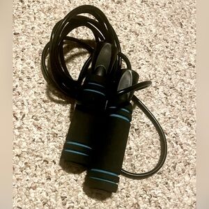 NEW Out of Box Pro Strength Weighted Jump Rope Black & Blue